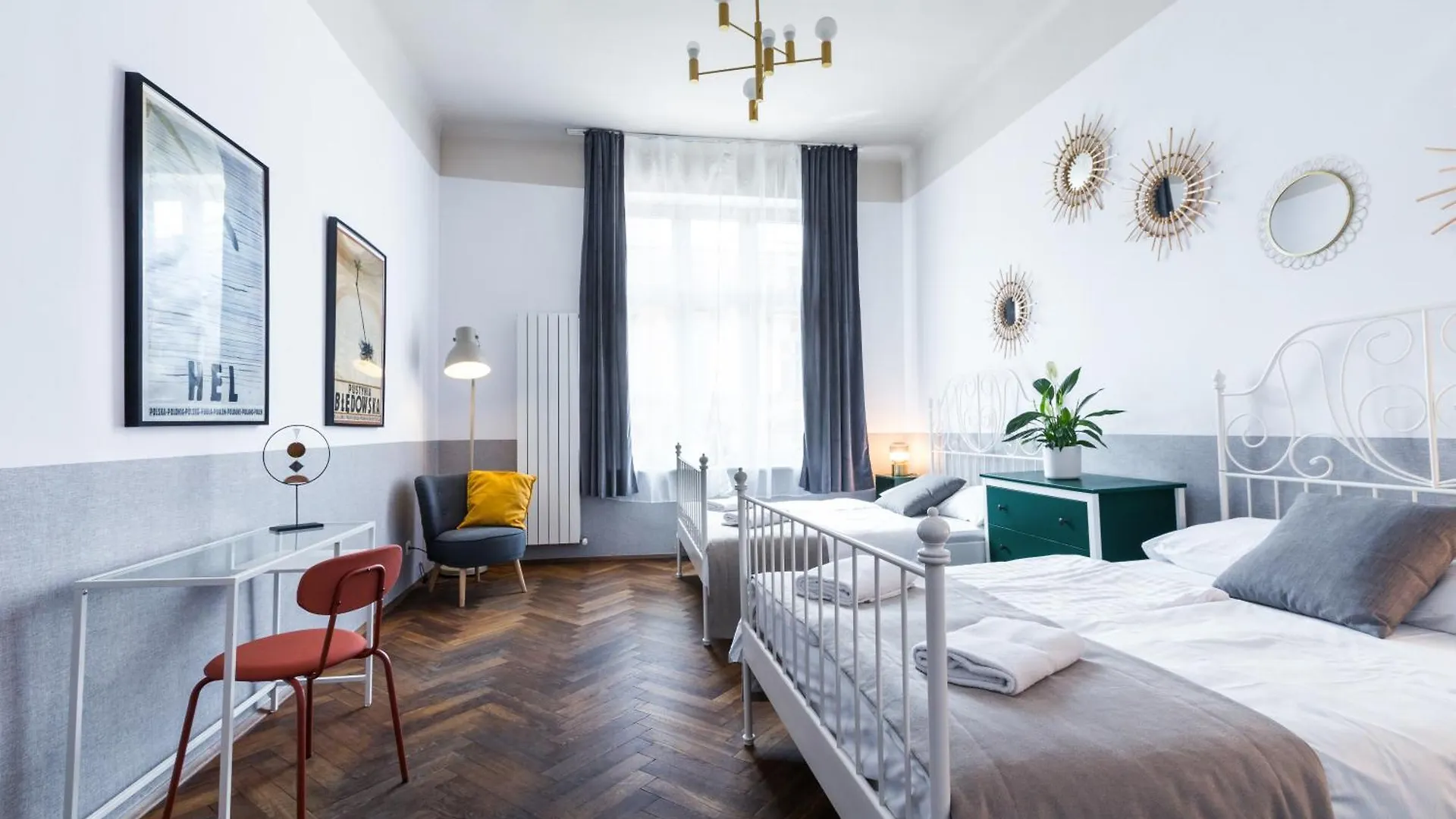 Friendhouse Apartments Starovislna Cracovia 0*,