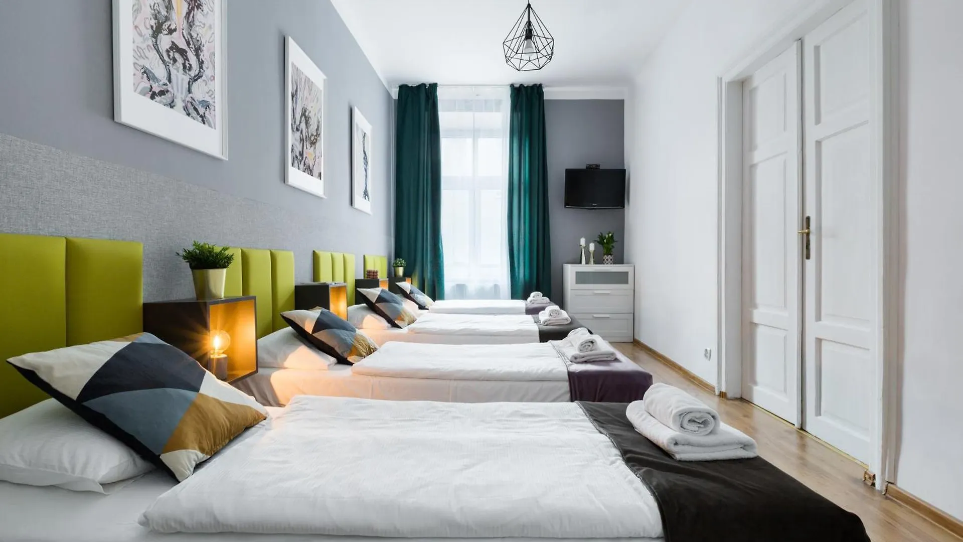 Friendhouse Apartments Starovislna Krakow