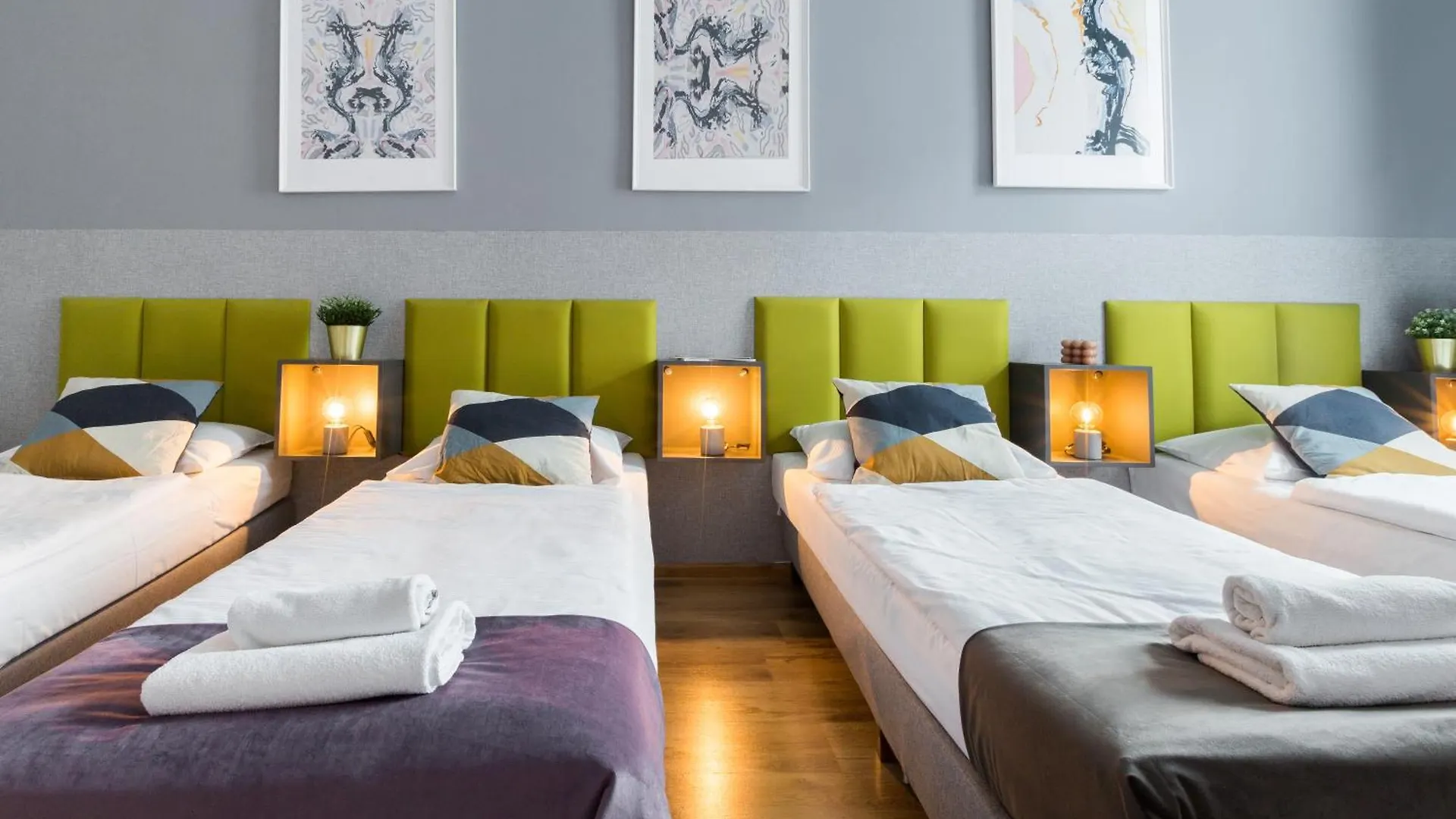 Friendhouse Apartments Starovislna Krakow