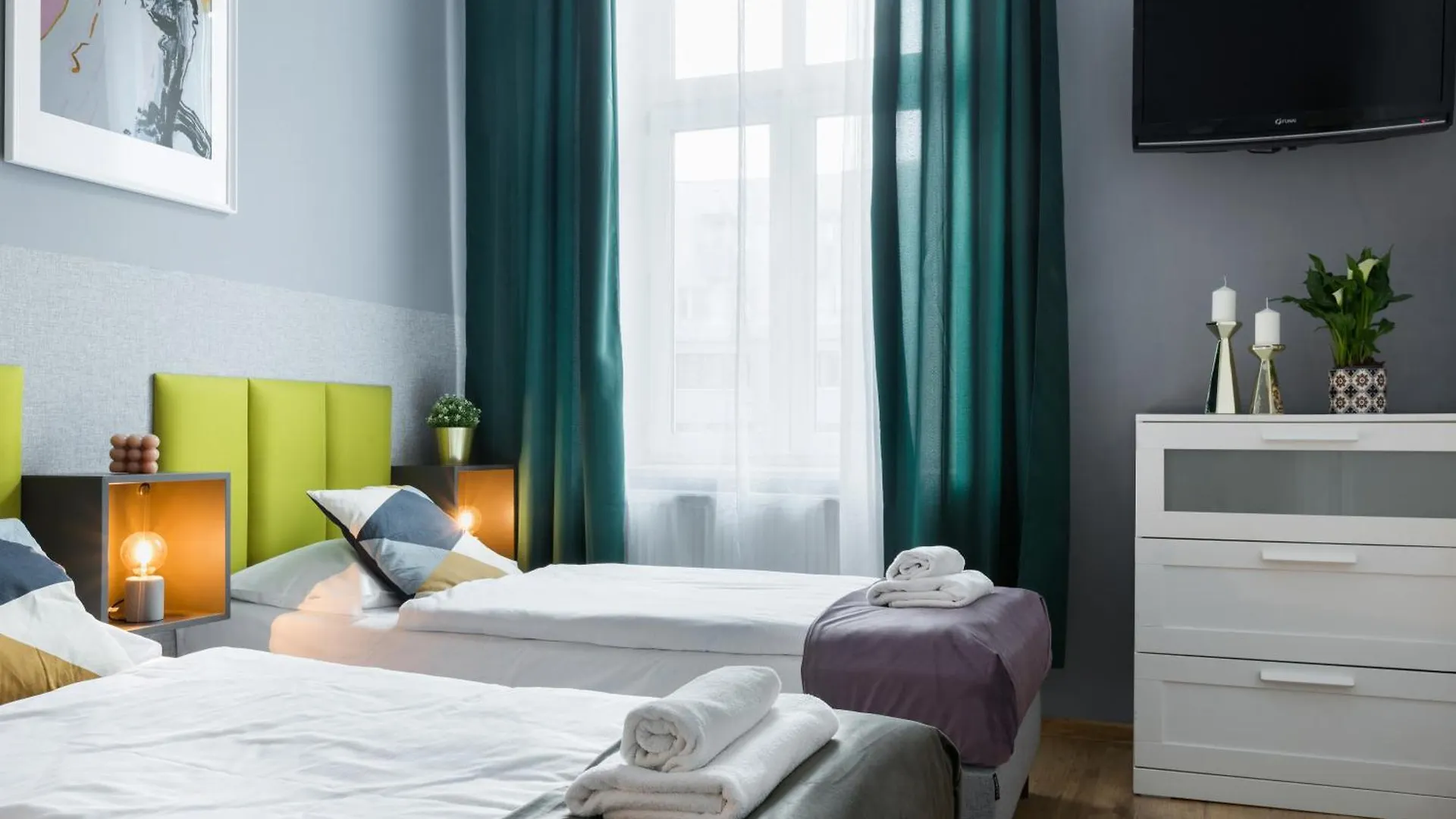 Friendhouse Apartments Starovislna Krakow 0*,  Poland